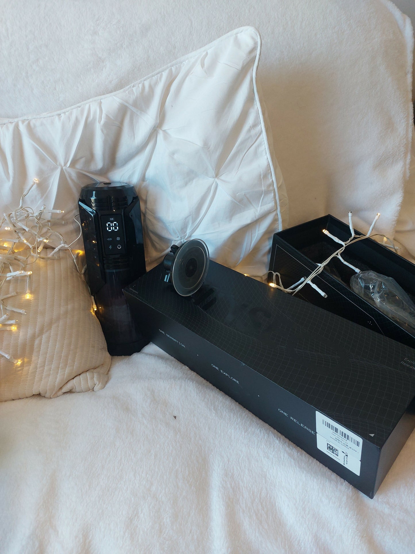 Uoffile Smart AI Thrusting & Sucking Machine-App Controlled (open box