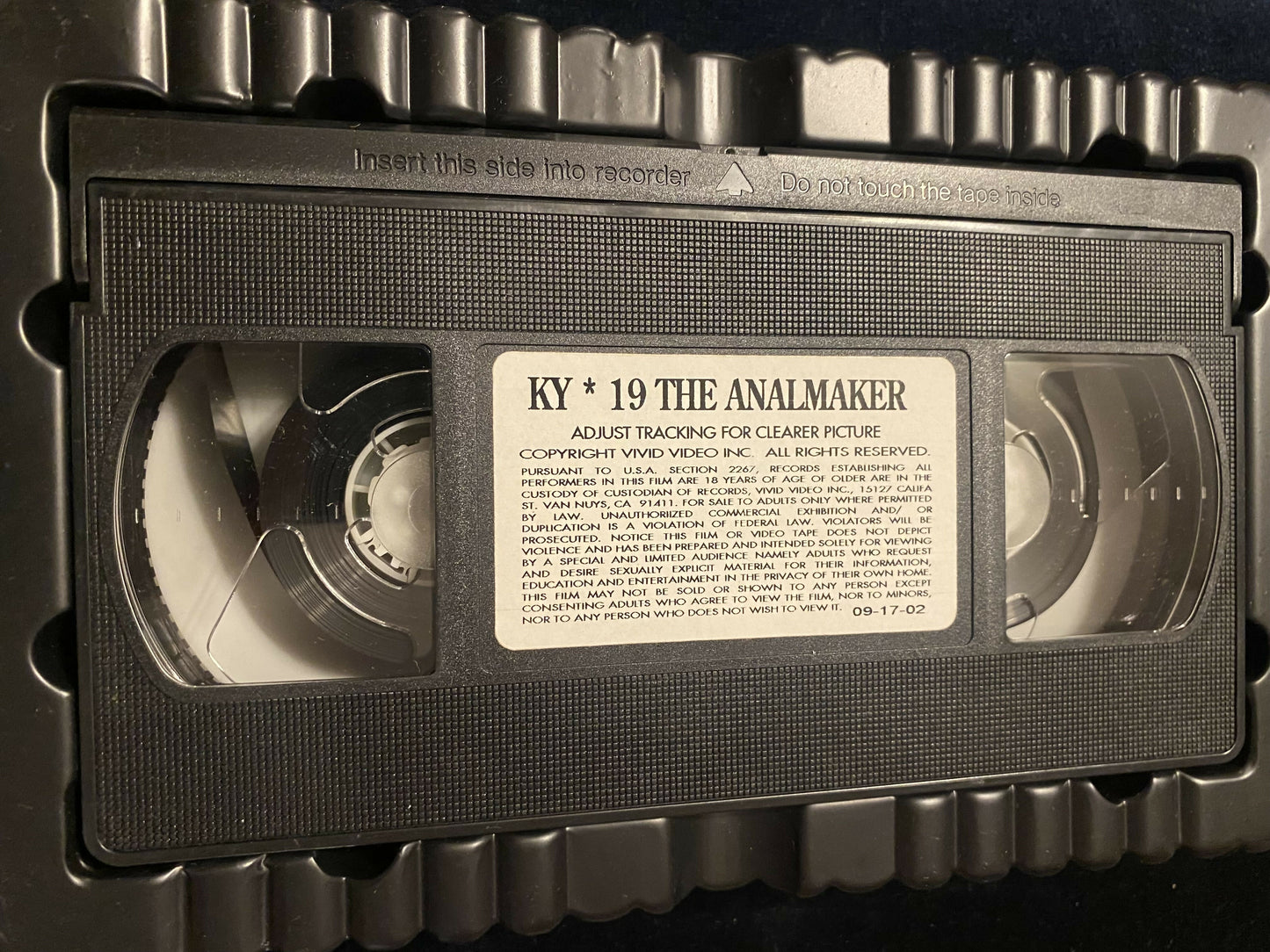 KY 19 The AnalMaker VHS VIVID