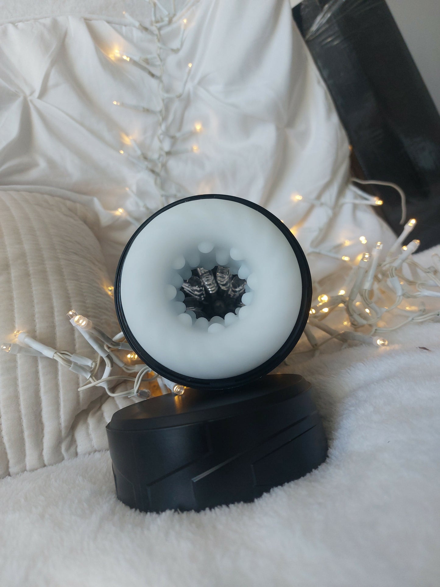 EORONE 10-Mode Vibrating & 6-Mode Thrusting Male Masturbator with LCD Display