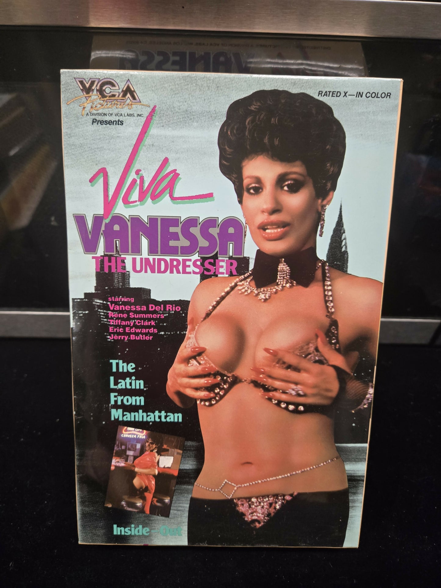 Viva Vanessa The Undresser BETA